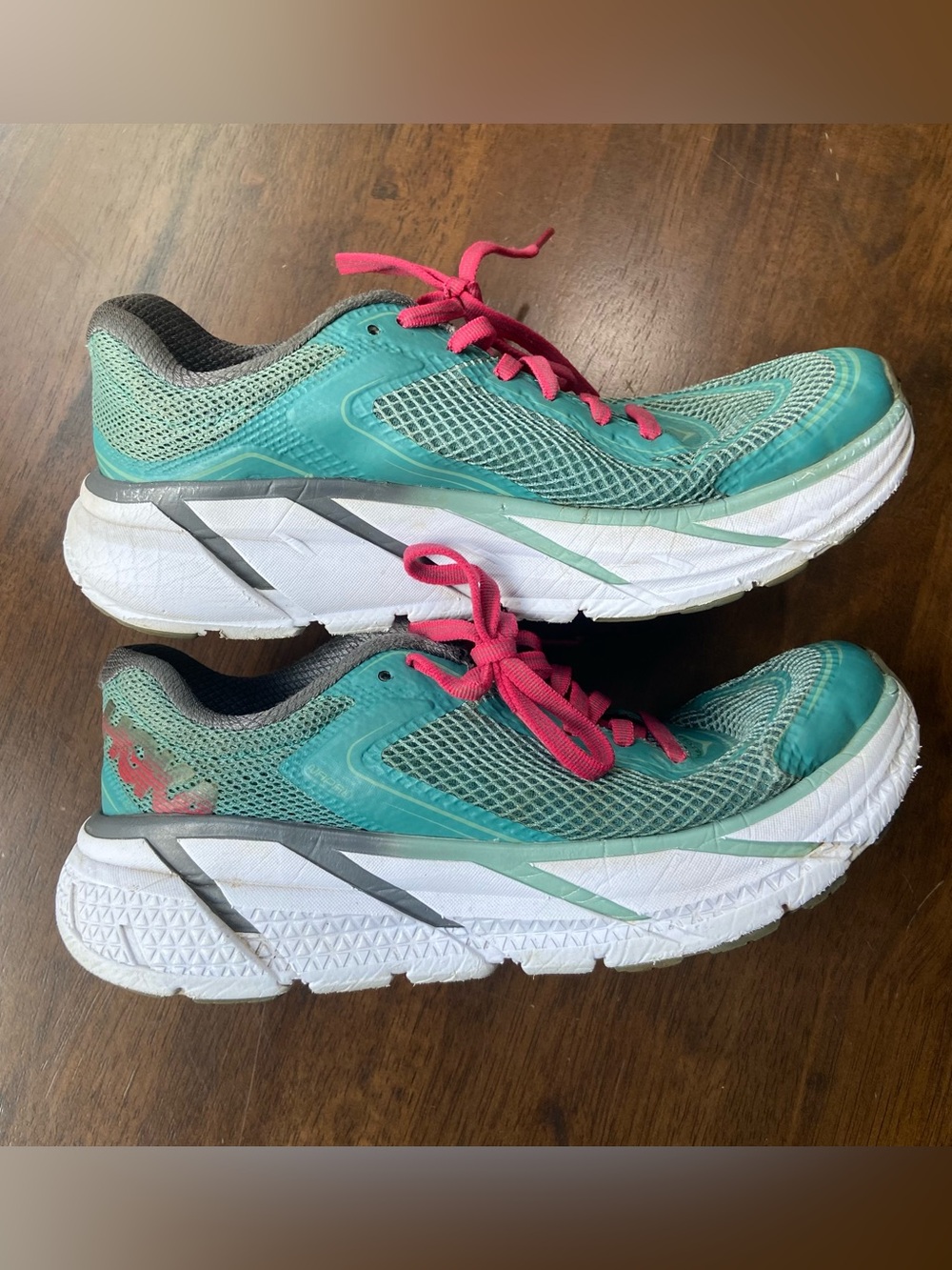 Hoka One One Napali Sneakers Womens Size 6 Turquoise Pink Running Shoes 1091611